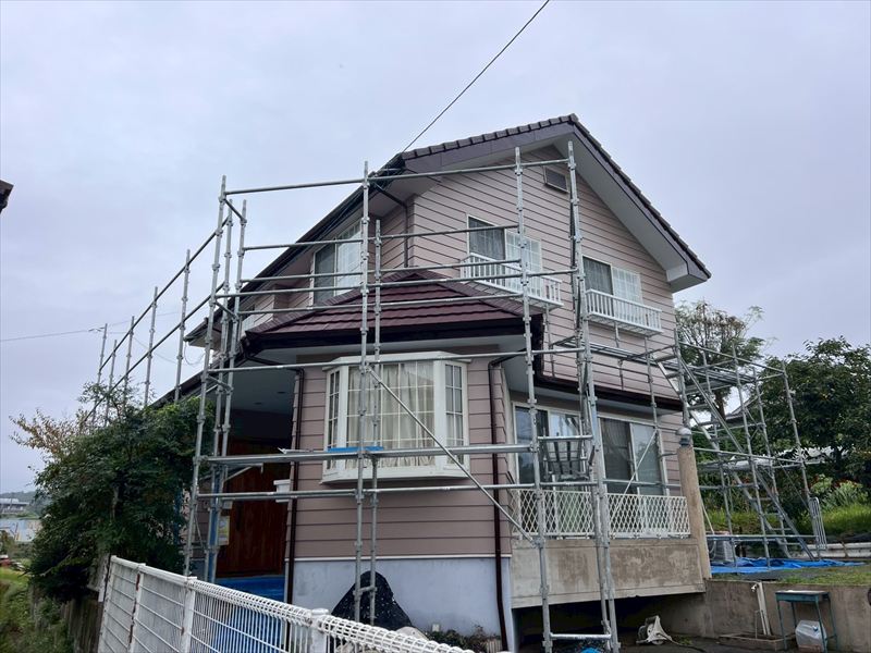 🏠外壁塗装工事が完了！足場解体でいよいよお披露目✨